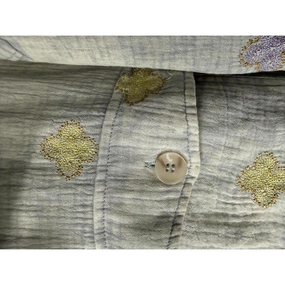 Mystree Light Gray Embroidered Button-Up Shirt - Picture 5 of 9